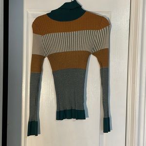 Cute colour block turtleneck